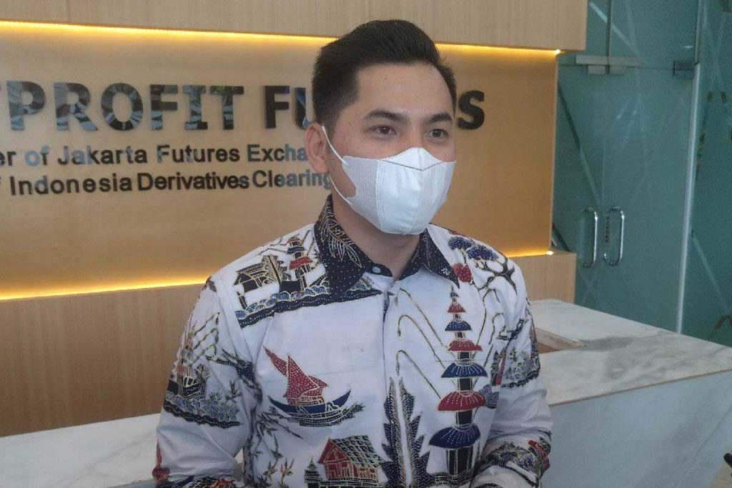 Pimpinan Cabang BPF Malang, Andri. (rhd) - Apresiasi Nasabah Setia, BPF Malang Hadiahkan Mobilio