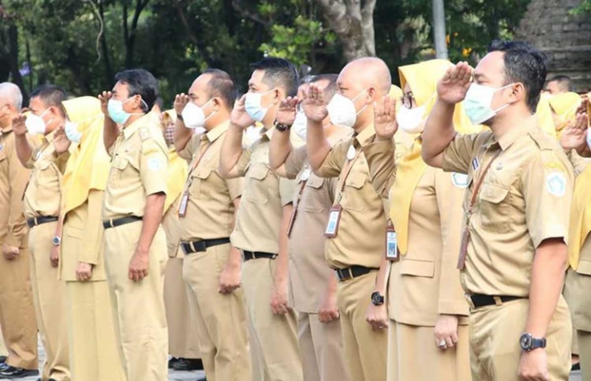 Bupati Lamongan, Yuhronur: Ajak ASN Tingkatkan Kualitas Pelayanan