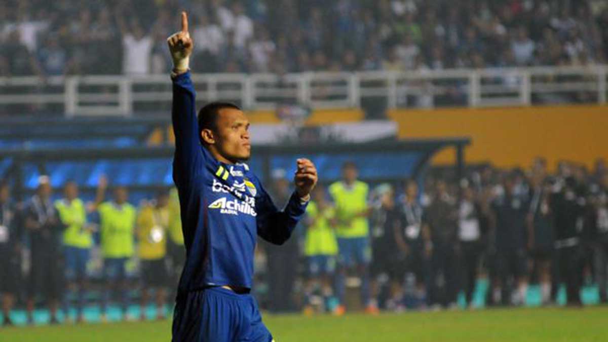 Ferdinand Sinaga. (ist) - Ferdinand Sinaga Balik ke Persib Setelah 7 Tahun