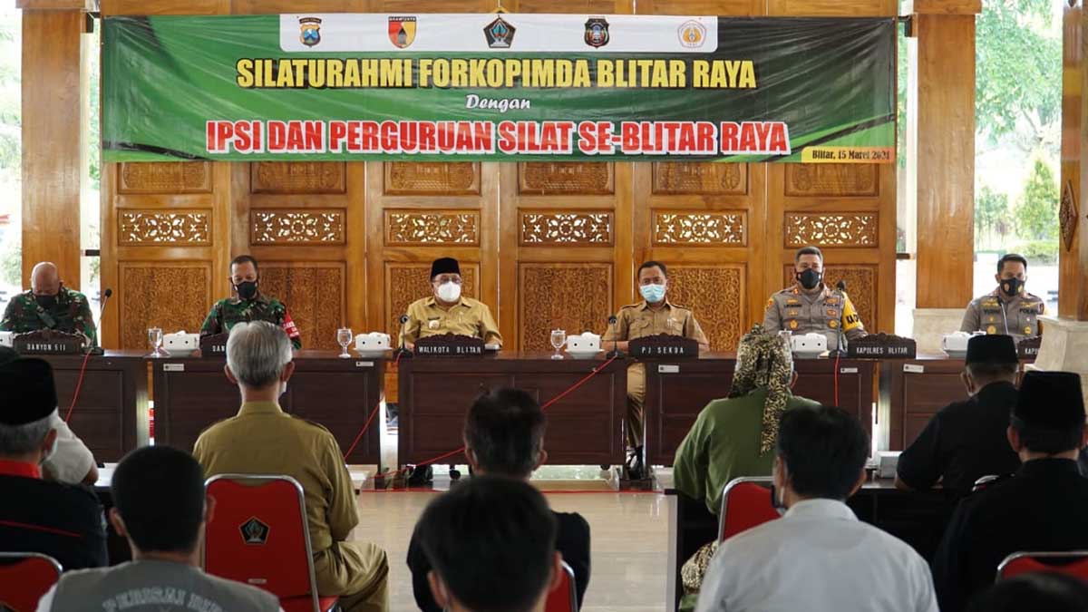 Forkopimda Blitar Gelar Silaturahmi dengan IPSI dan Perguruan Silat se Blitar Raya - Polisi Terus Usut Penjarahan dan Pemukulan yang Libatkan Anggota Perguruan Silat