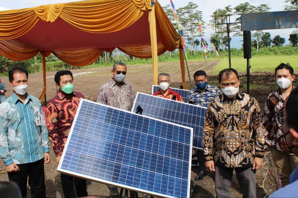 ITN Malang, Wijaya Karya (Wika) Energi dan PT Sun Energyid, bakal kembangkan PLTS. (ws1) - PTS Pertama Indonesia, ITN Malang Kembangkan Pembangkit Listrik Tenaga Surya