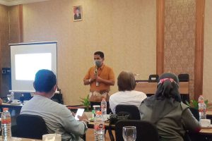 Kepala BPJS Kesehatan Mojokerto, Livendri Irvarizal saat sosialisasi di Lynn Hotel, Jalan Empunala, Kelurahan Balongsari, Kecamatan Magersari, Kota Mojokert, Jumat (19/3/2021) - BPJS Kesehatan Targetkan Layanan dan Inovasi pada Peserta JKN-KIS