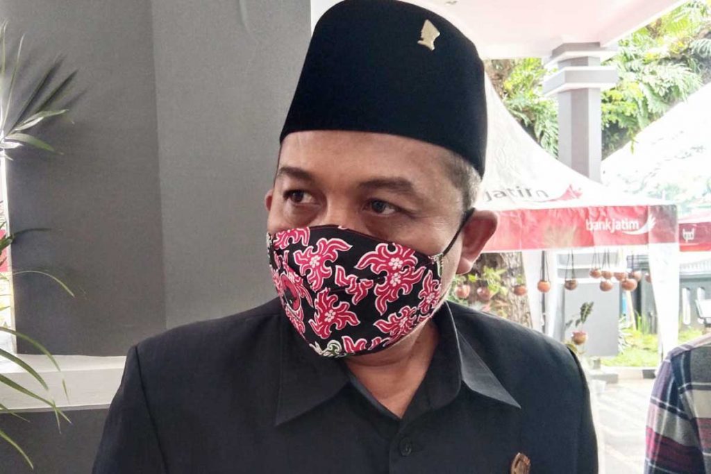 Ketua DPRD menjelaskan terkait putusan Rapat Paripurna. (ws1) - DPRD Tekankan Efektifitas dan Efisiensi Penarikan Retribusi