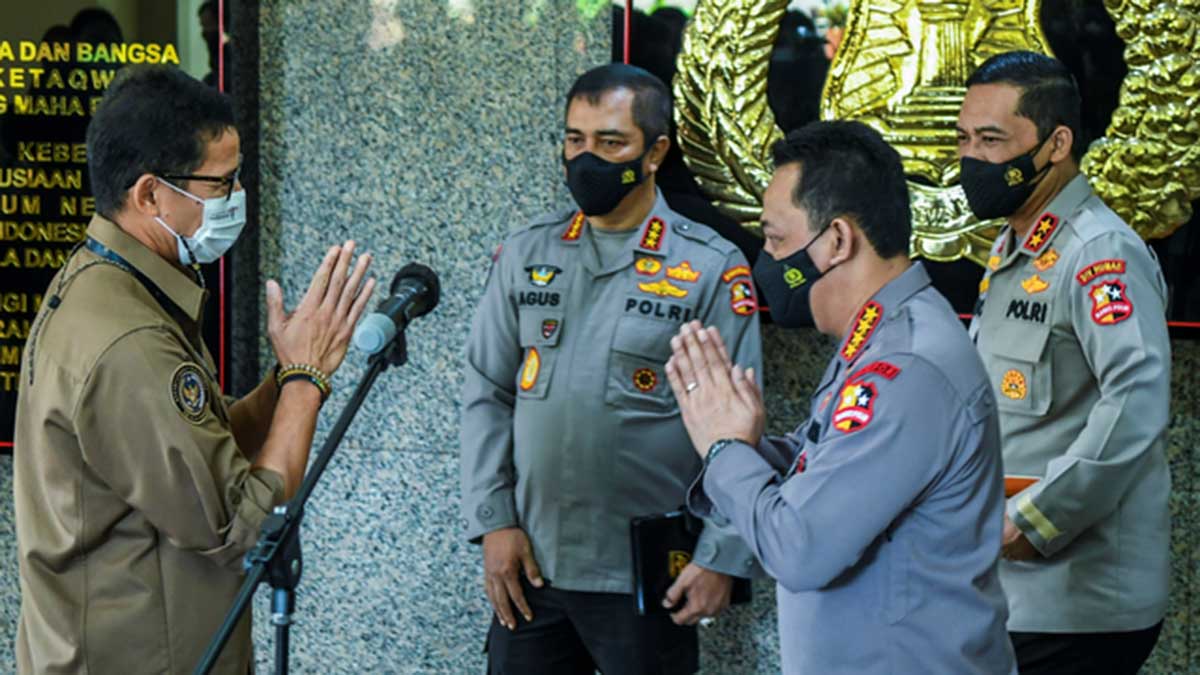 Menparekraf Sandiaga dan Kapolri Sigit Listyo. (ist) - Sandiaga Uno Sebut Kapolri Izinkan Acara Musik Hingga Olahraga