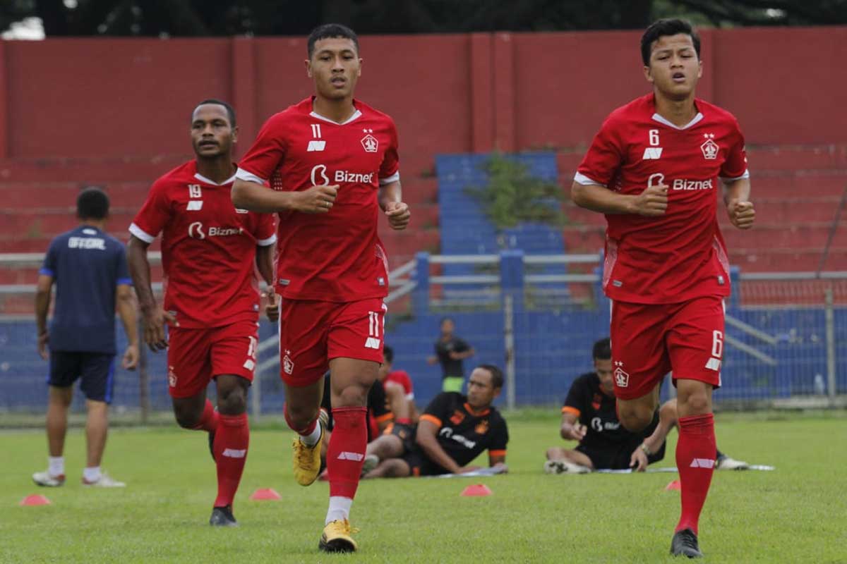 Pemain Persik Kediri saat menjalani latihan - Persik Kediri Bawa 24 Pemain di Piala Menpora