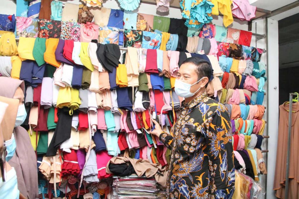 Pemulihan Ekonomi Melalui Penguatan UMKM, Ayo Beli Produk Lamongan