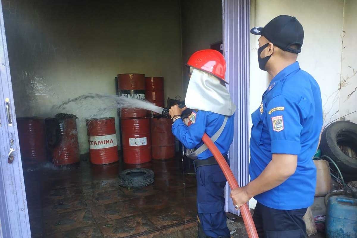 Pengondisian kebakaran di wilayah Kabupaten Malang. (ist) - Tak Sesuai Dengan Respon Times, Bidang Kebakaran Kabupaten Malang Butuh 5 Poslap