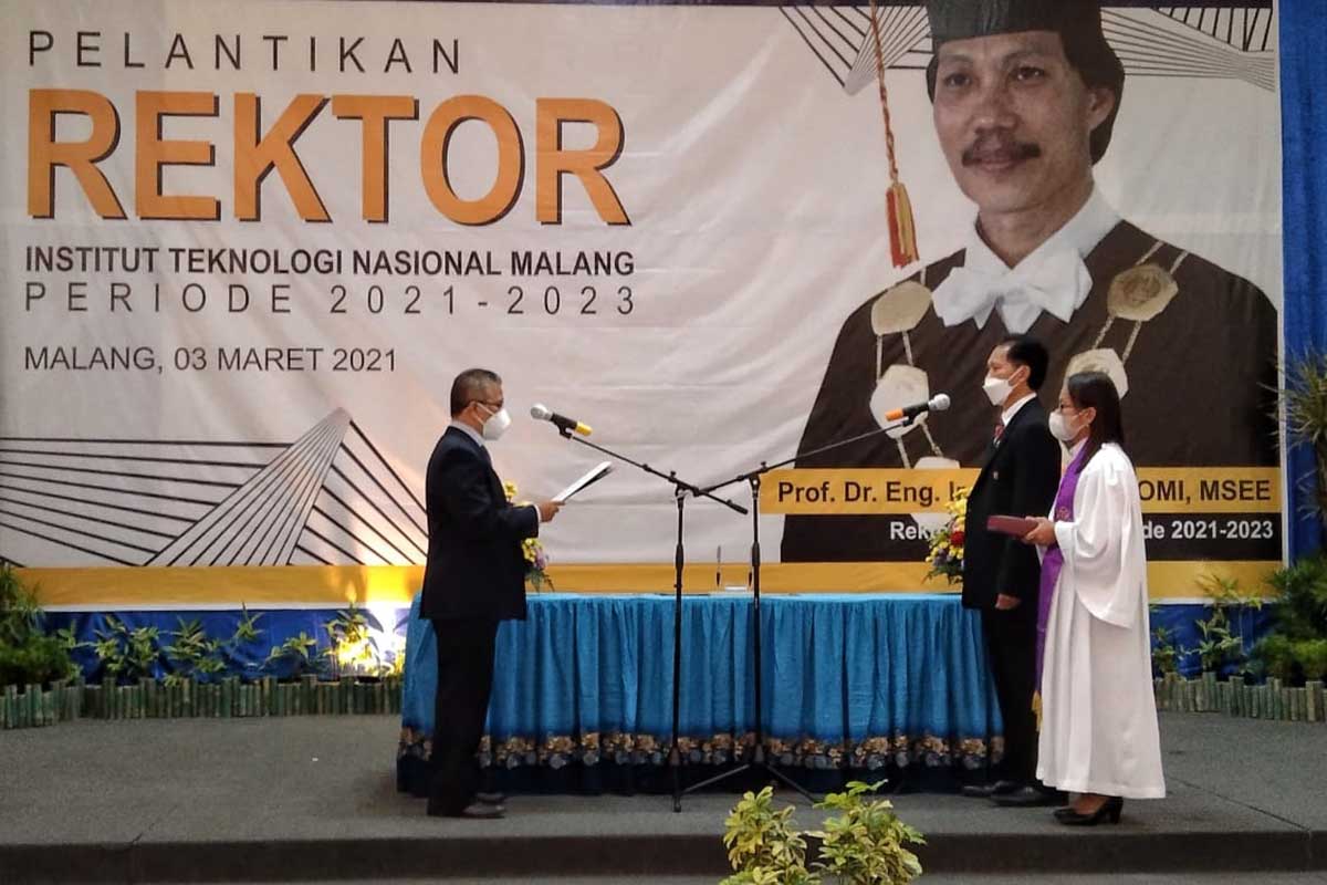 Prosesi pelantikan Rektor ITN oleh PU2PTUN. (ws1) - PAW Rektor ITN, Yayasan PU2PUTN Lantik Prof Abraham Lomi