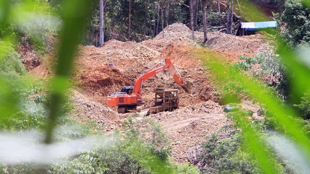 EKSPLOITASI : Salah satu kegiatan penambangan. (ist) - Pemprov Jatim Larang PT SNM Eksploitasi Tambang Emas di Trenggalek