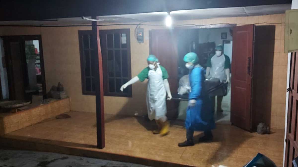 Seorang Nenek Hidup Sendiri di Rumah Ditemukan Meninggal