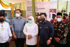 Tiga Menteri Hadiri Panen Raya Padi di Gresik