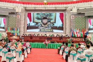 Wakil Presiden berikan sambutan di acara Unisma. (ws1) - Lustrum VIII Unisma, Wapres: Inovasi Kunci Keberhasilan
