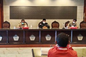 Walikota Malang berikan pernyataan resmi kepada awak media. (ws1) - Pemkot Malang Minta Maaf, Bakal Isi Kekosongan OPD