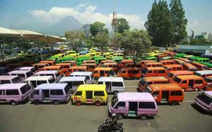 Angkutan Kota yang beroperasional di Kota Batu mandek. (ist) - Larangan Mudik Bikin Ambyar Rent Car dan Organda Kota Batu