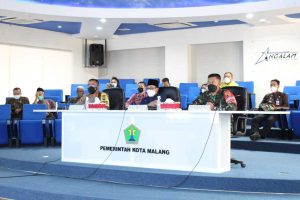 Forkopimda evaluasi PPKM Mikro VI. (ist) - Evaluasi PPKM Mikro VI, Jumlah Kasus Covid-19 Kota Malang Terus Menurun