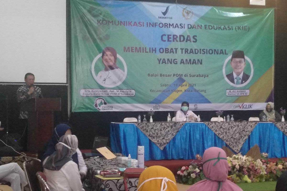 Gus Ali terangkan pentingnya sosialisasi obat tradisional yang aman. (rhd) - Gus Ali Gandeng BPOM, Sosialisasi Cerdas Memilih Obat Tradisional yang Aman