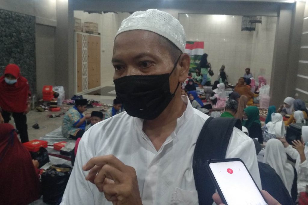 ATM - Ketua DPRD Kota Malang Salurkan Santunan Ratusan Anak Yatim
