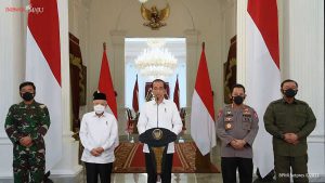 Konferensi pers terkait KRI Nanggala 402 - Presiden Jokowi Naikkan Pangkat dan Jamin Sekolah Anak Awak KRI Nanggala 402