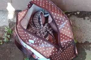 Mayat bayi dalam tas. (ist) - Mayat Bayi dalam Tas Gegerkan Simpang Kepuh