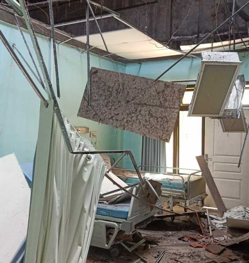 Paviliun Cempaka RSUD Mardi Waluyo rusak akibat gempa - Pasien Dievakuasi, Beberapa Kamar RSUD Mardi Waluyo Blitar Rusak Akibat Gempa