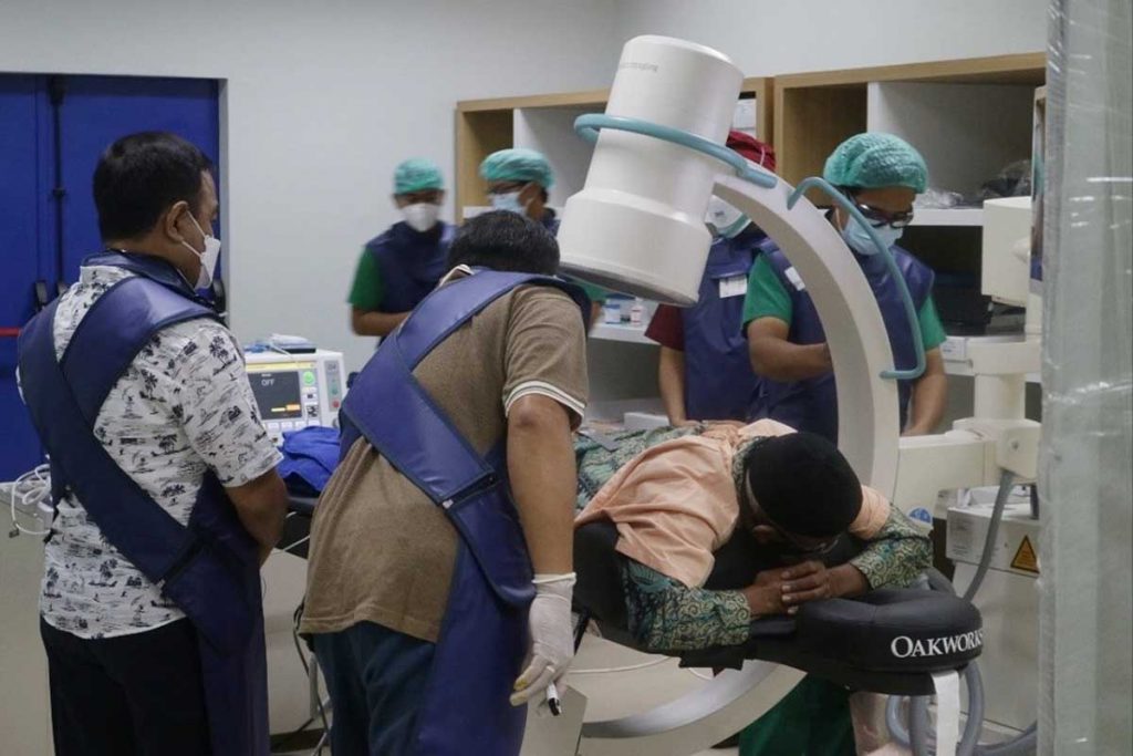 Pendeteksian awal dan penanganan ringan rasa nyeri. (ist) - Kenali Nyeri, RSUB - RSSA Gelar Baksos Pain Center