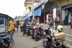 Suasana Pasar Besar Kota Batu. (ws2) - Mega Proyek Pabes Batu, Didik Machmud: Jangan Mimpi