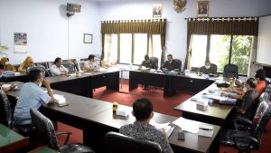 Suasana rapat di kantor DPRD Kabupaten Trenggalek (Foto/Fals Yudistira/Memo X) - Pansus LKPJ Akan Libatkan OPD Terkait Capaian APBD 2020