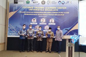 Walikota bersama JFX, KBI, BPF Malang. (ws1) - BPF Malang Gandeng FTLC UB Perluas Literasi Perdagangan Berjangka Komoditi