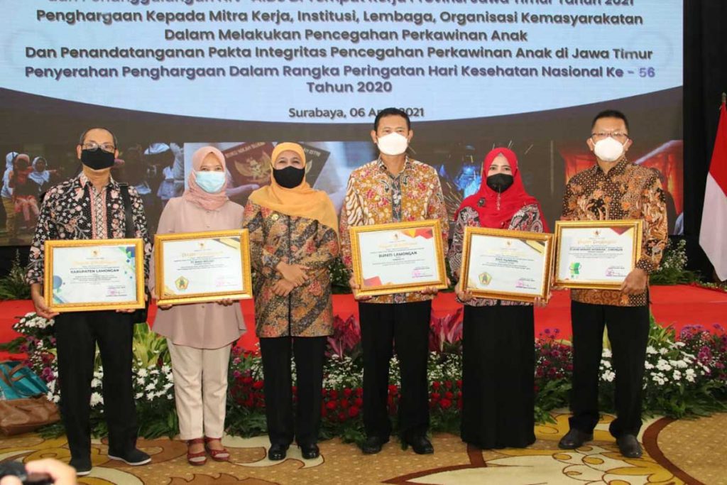 Bupati YES Terima Dua Penghargaan, 26 Perusahaan Pengharaan ZA, dan 6 Lainnya P2HIV-AIDS