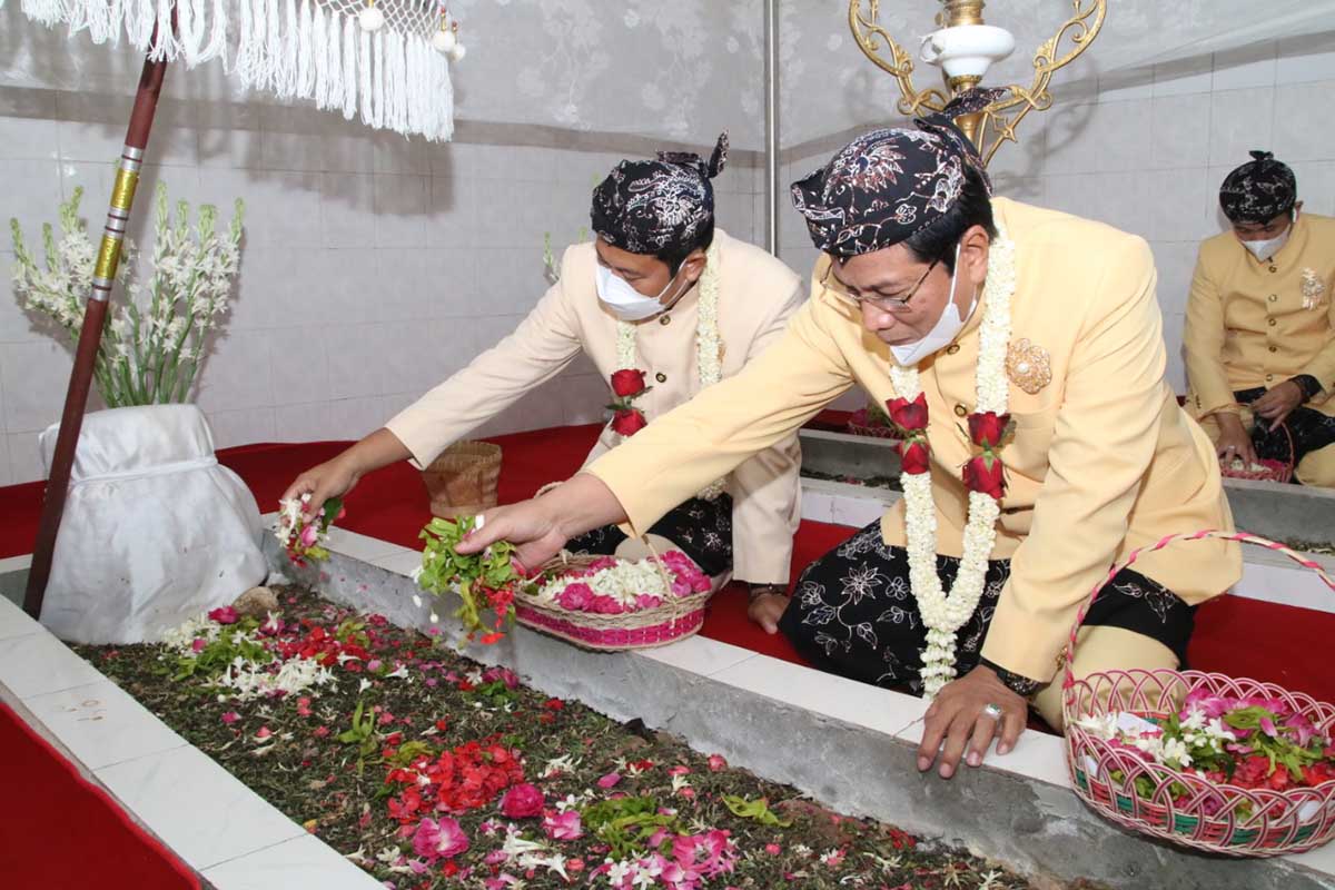 kabupaten lamonganZiarah Makam Mbah Lamong, Momentum Melihat Jati Diri Kabupaten Lamongan