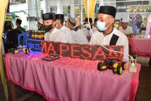 Bupati Yes Meresmikan Maspion Bazar UMKM Mawar Pondok Pesantren