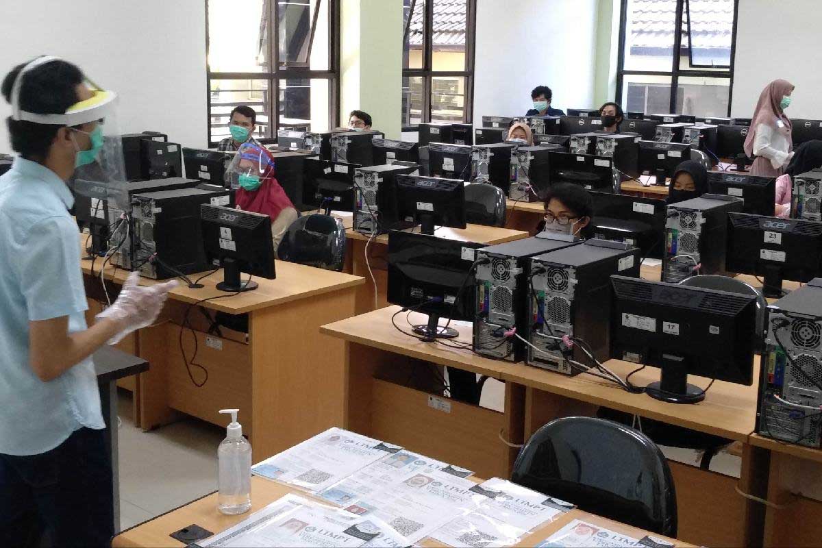 Model UTBK-SBMPTN akan diterapkan dalam UTS dan UAS Perkuliahan Tatap Muka Terbatas. (rhd) - Semester Depan, UB Terapkan Perkuliahan Tatap Muka Terbatas