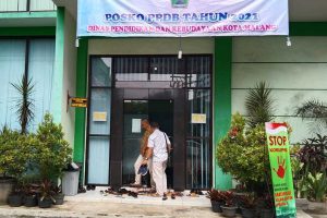 Posko Pengaduan di Disdikbud Jalan Veteran. (ws1) - PPDB Jenjang TK-SD Terakhir, Calon Wali Murid Diminta Teliti Input Data