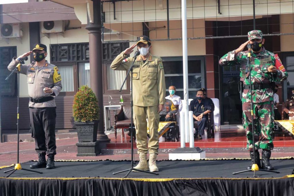Wakil Bupati Trenggalek, Syah Muhamad Natanegara dalam Apel Gelar Pasukan di Mako Polres Trenggalek - Wabup: Keselamatan Rakyat Adalah Hukum Tertinggi