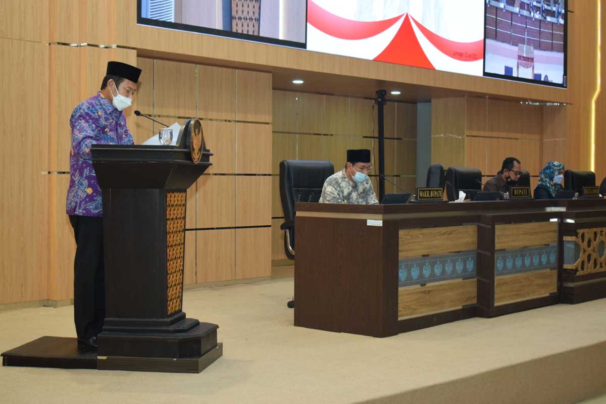 DPRD Lamongan Aklamasi Setujui Raperda Pertanggungjawaban Pelaksanaan APBD 2020