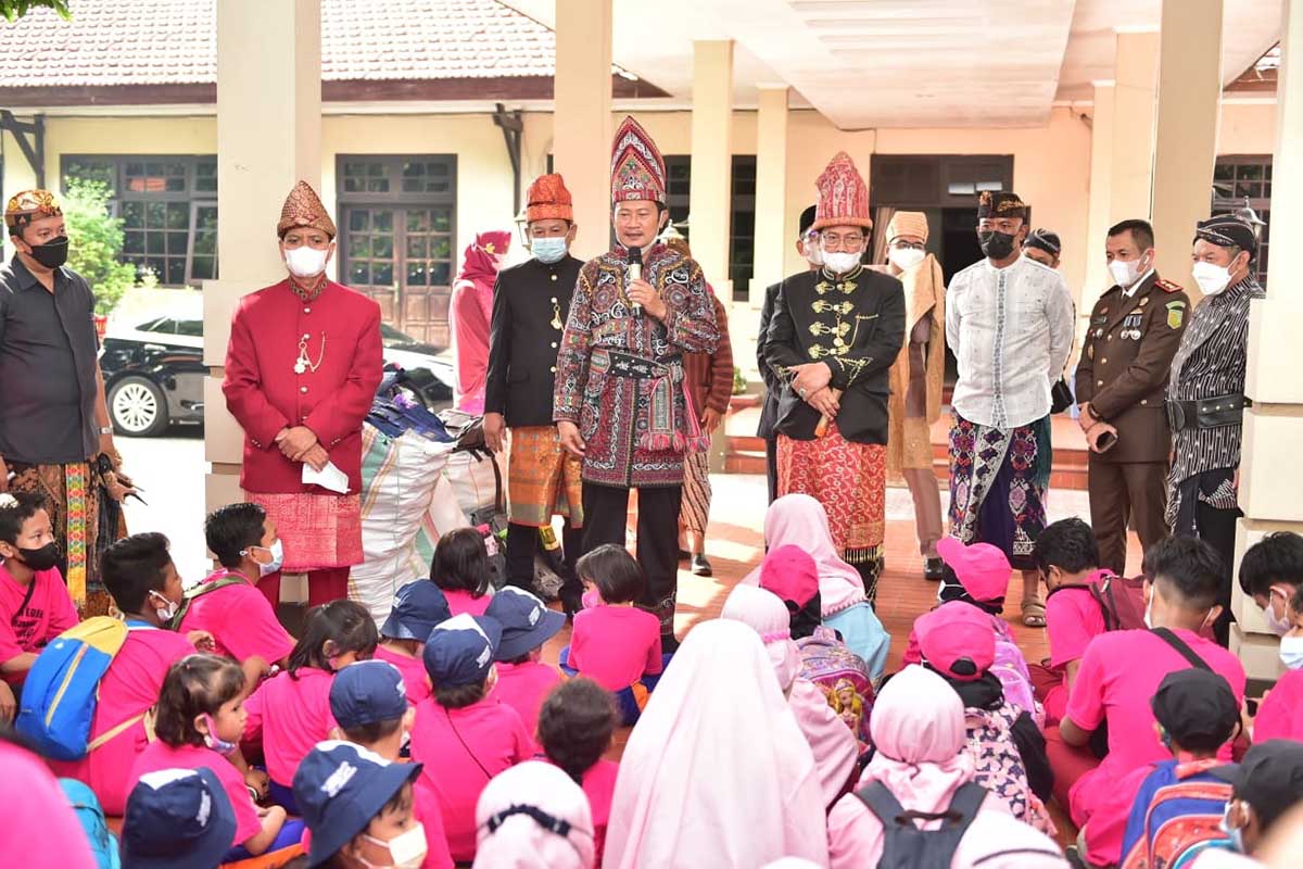 Bupati Yes Apresiasi Wisata Edukasi Sejarah Lamongan Lebih Dini