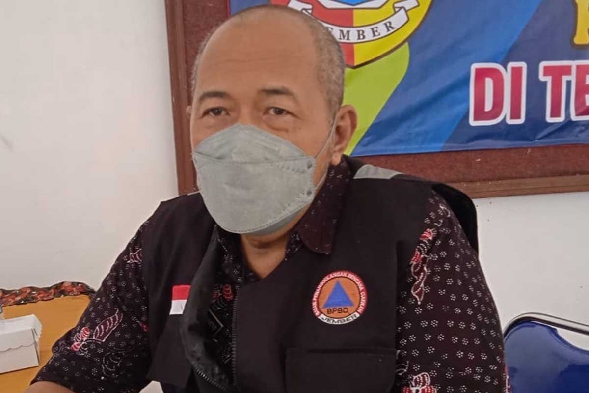 Camat Patrang usai mengikuti Rapat Koordinasi PPKM di Pendopo Kecamatan. (ist) - Muspika Patrang Batasi Peserta Hajatan Maksimal 20 Orang