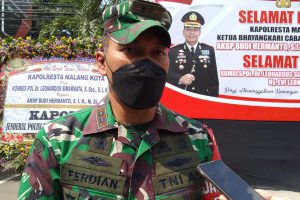 Dandim 0833/Kota Malang Letkol Arm Ferdian Primadhona hadir menyambut Kapolreta Makota yang baru. (jaz) - Kenang Kombes Pol Leonardus Simarmata, Dandim 0833: Beliau ini Cerdas