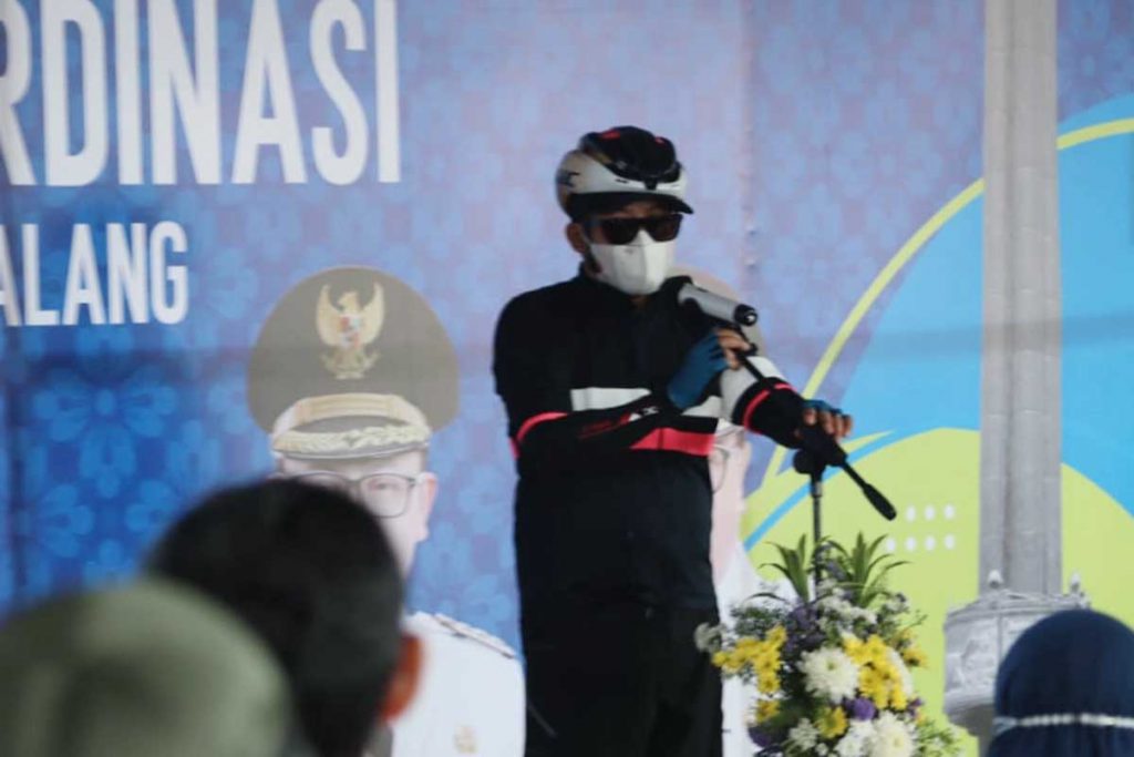 Drs H Sutiaji memimpin rakor di Balai Benih Ikan Tlogowaru. (ist) - Nuansa Baru, Forkopimda Malang Gowes Bersama Sebelum Rakor