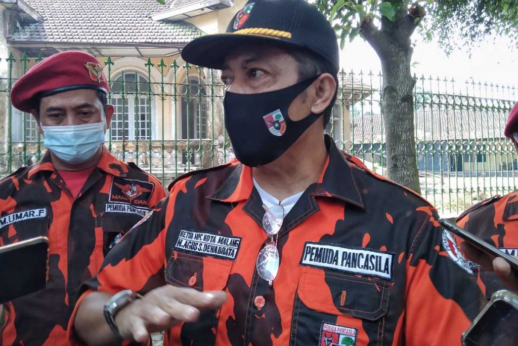 Peringati Hari Lahir Pancasila, 'Malang Bersatu' Aksi Damai Jogo Malang 1 Koordinator aksi, H Agus S Dewabrata. (ws1) - Peringati Hari Lahir Pancasila, 'Malang Bersatu' Aksi Damai Jogo Malang