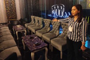 Kuasa hukum Indri Hapsari SH SPsi, menunjukkan ruang investigasi dan audit internal dimaksud. (rhd) - Kuasa Hukum The Nine Mengelak Adanya Ruang Penyiksaan