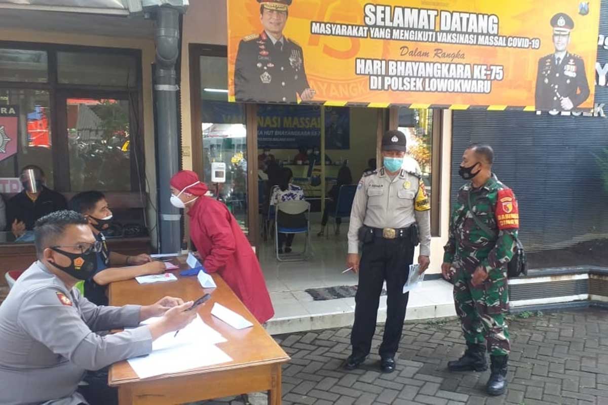 Polresta Makota Layani Vaksinasi Umum di Empat Polsek
