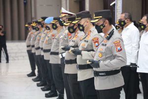 Prosesi Sertijab 31 Pejabat Utama dan Kapolres jajaran Polda Jatim. (ist) - Kapolda Jatim Pimpin Sertijab 31 Pejabat Utama dan Kapolres Jajaran Polda Jatim