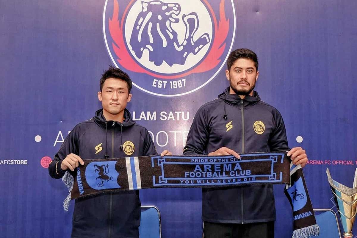 Renshi Yamaguchi dan Adilson Maringa resmi bergabung Arema FC. (jaz) - Datangkan Dua Pemain Asing, GM Arema FC: Coach Almeida Yang Cari