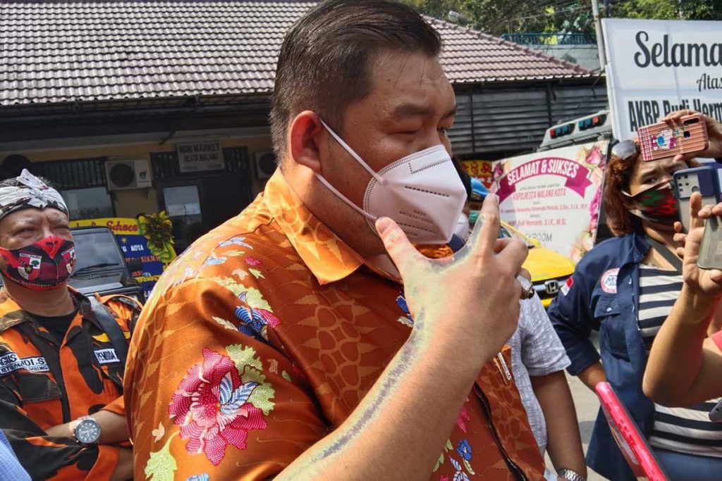 Salah satu kuasa hukum korban kekerasan, Leo A Permana SH MHum. (jaz) - Terkait Kekerasan Karyawan, Kapolresta: Tidak Ada Yang Kebal Hukum