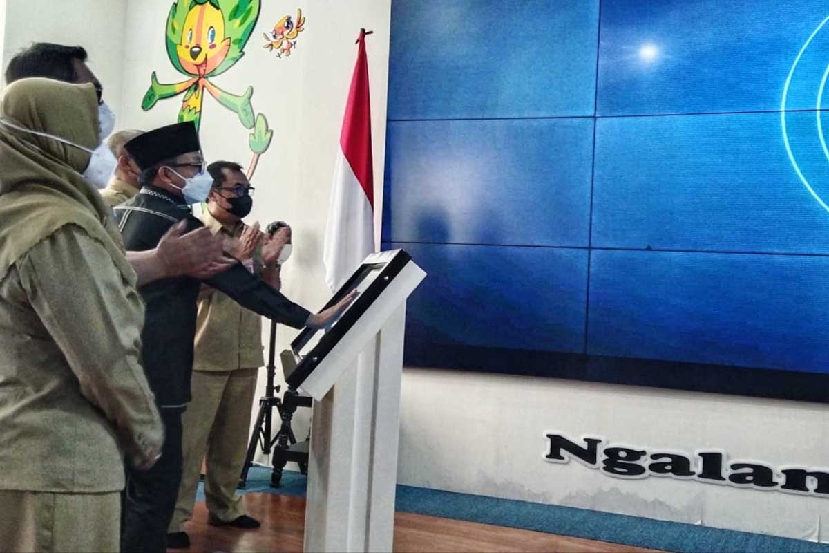 Seremonial Si Melon Ijo. (jaz) - Monitoring Distribusi Elpiji Tiga Kilo, Pemkot Malang Launching Si Melon Ijo