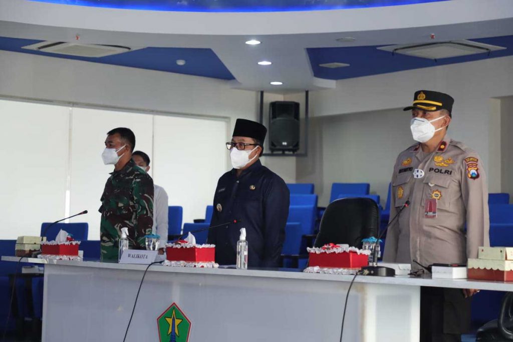 Walikota Malang didampingi perwakilan Kodim 0833 dan Polresta Malang Kota. (ist) - Walikota Sutiaji Dorong Pariwisata Prioritas Nasional, Wujudkan Kota Cerdas