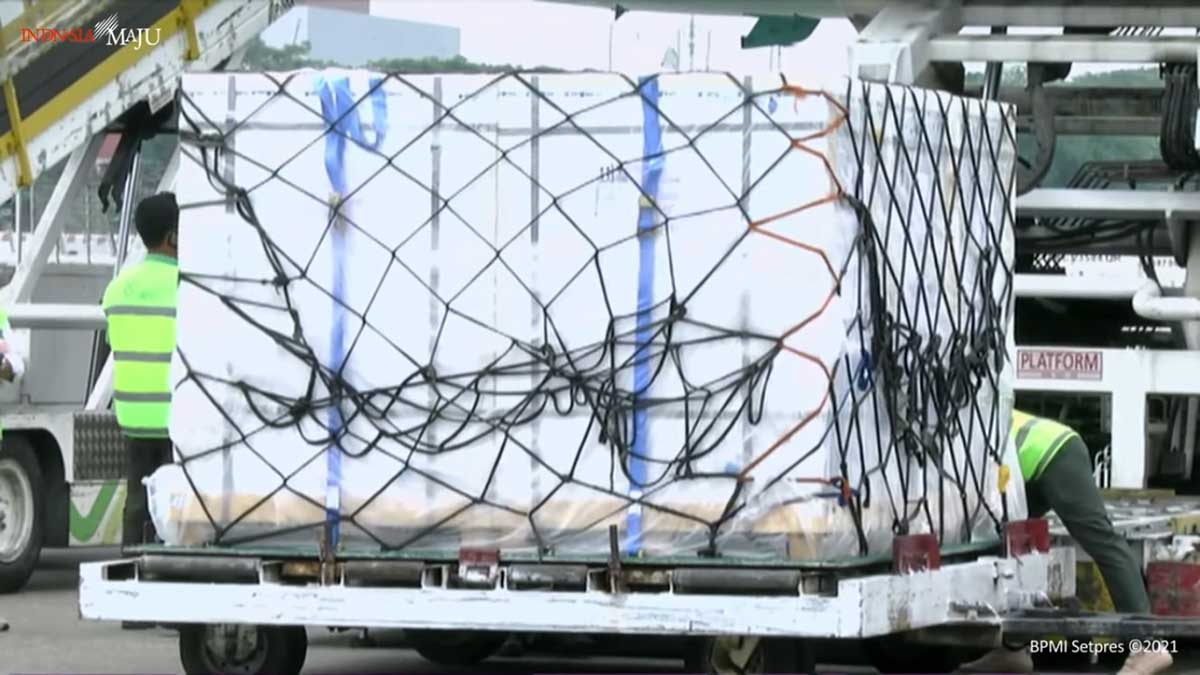 Kedatangan vaksin Sinopharm - 1,4 Juta Vaksin Sinopharm Untuk Vaksinasi Gotong Royong Tiba