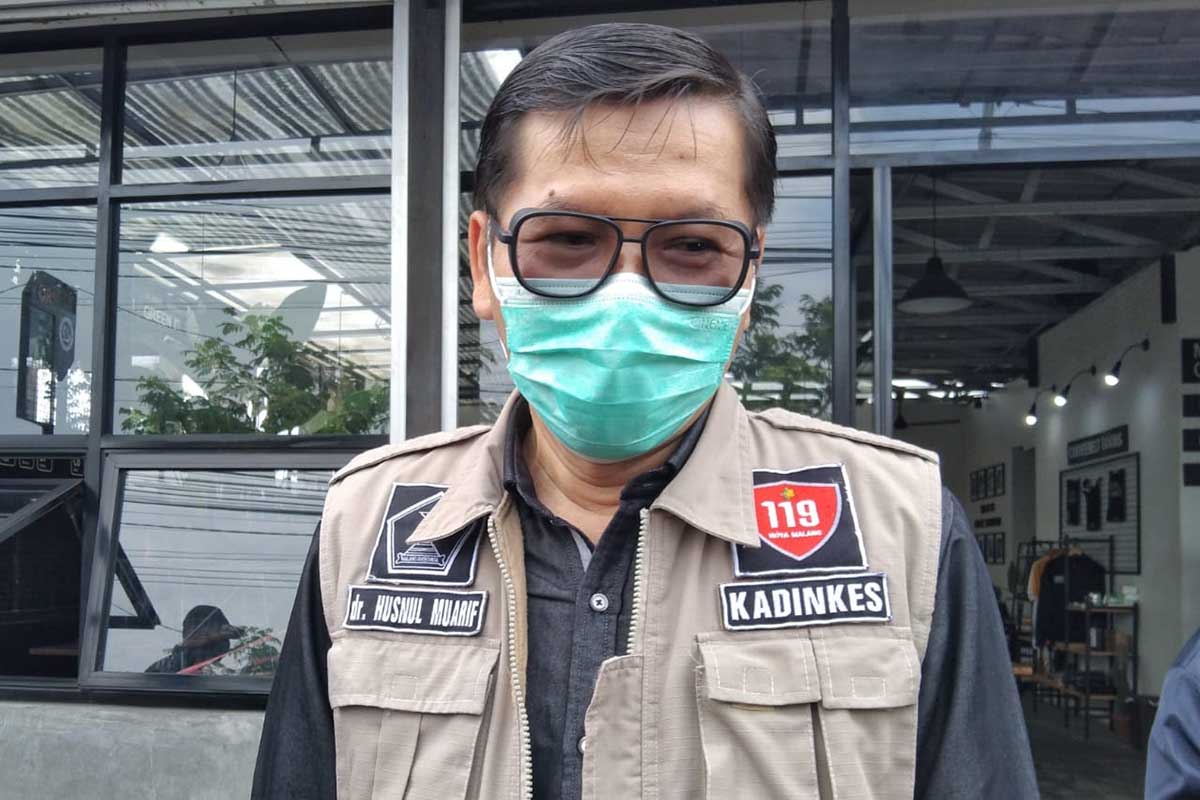 Kepala Dinas Kesehatan Kota Malang, dr Husnul Muarif. (jaz) - Mulai Menipis, Dinkes Kota Malang Upayakan Ketersediaan Vaksin ke Pemprov Jatim