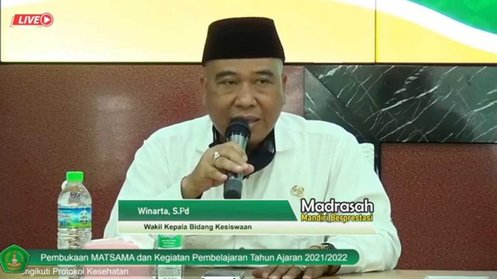 Waka Kesiswaan MTsN 1, Winarta, SPd. (rhd) - Kenalkan Lebih Dekat, Siswa Baru MTsN 1 Kota Malang Ikuti Matsama - Terapkan e-learning madrasah untuk pembelajaran daring